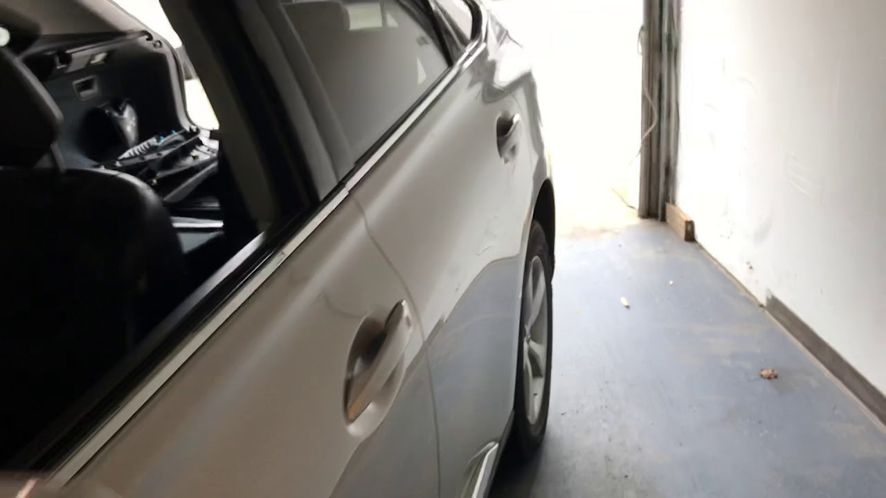 Снятие заднего сиденья в Lexus RX 350 2010 года