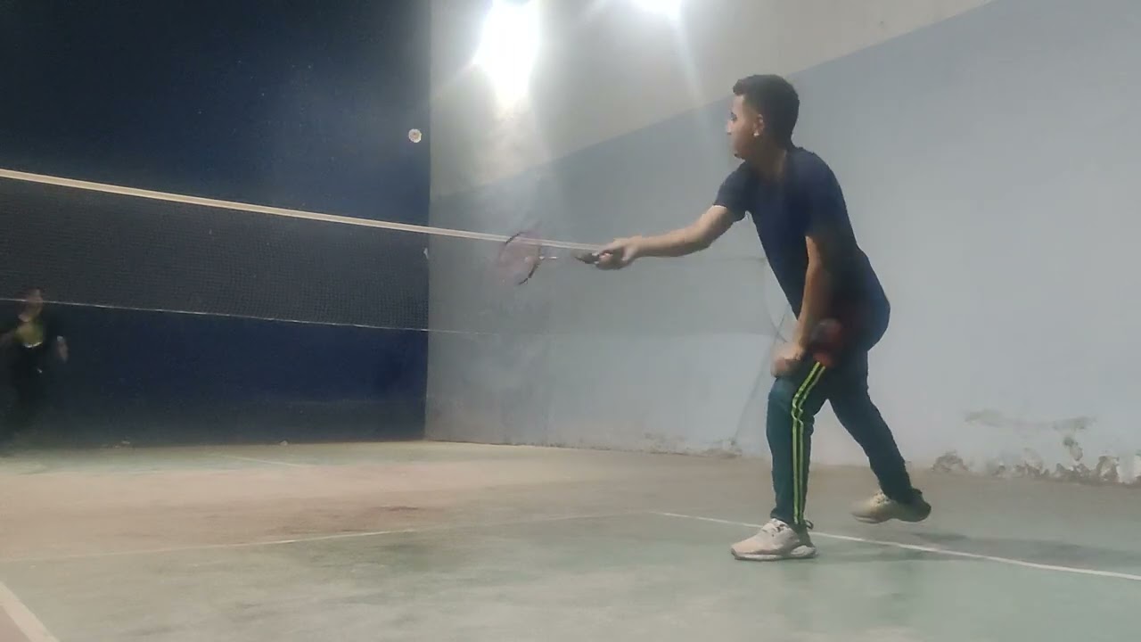 Taking rest after every shot 🐦🙃 | badminton