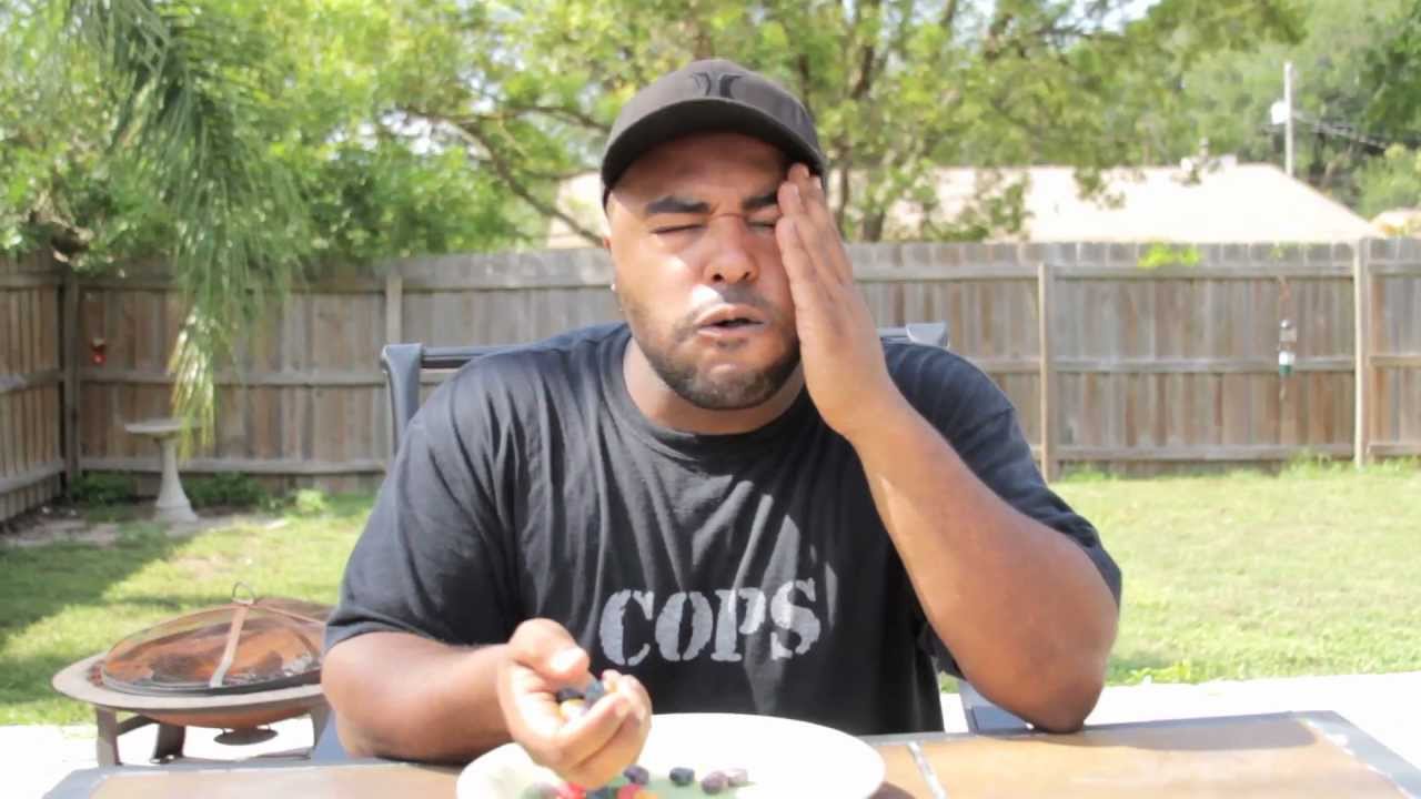 Black Guy does Warhead Challenge