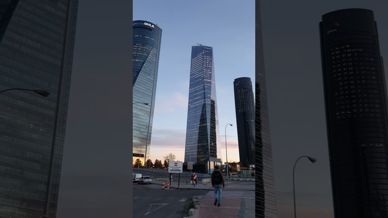 EXPLORANDO CON PAELLA &bull; POV 4K Cuatro Torres Business Area, Madrid. Espa&ntilde;a