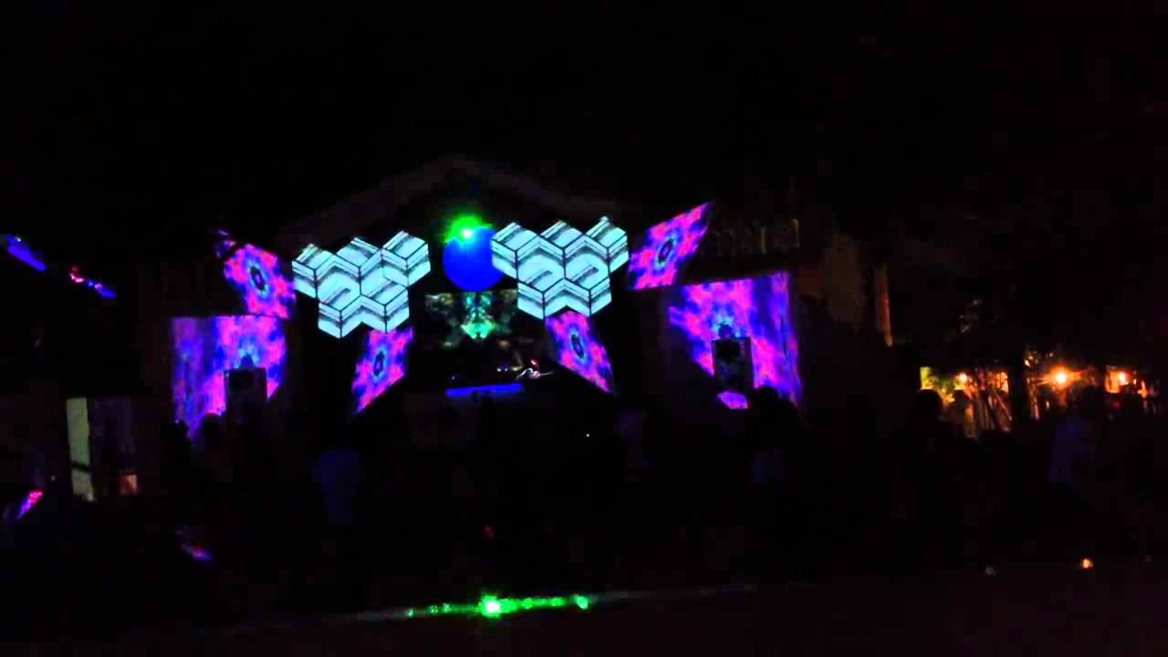 Cosmo live @ Goa 720p