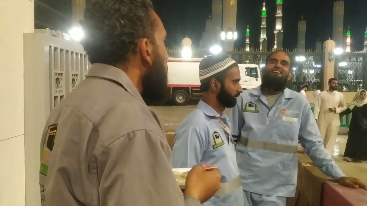 EFTAAR IN DUTY MASJID E NABWI