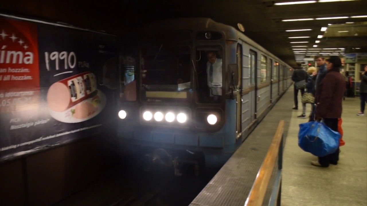 Búcsú az M3-as vonalon közlekedő kék metróktól