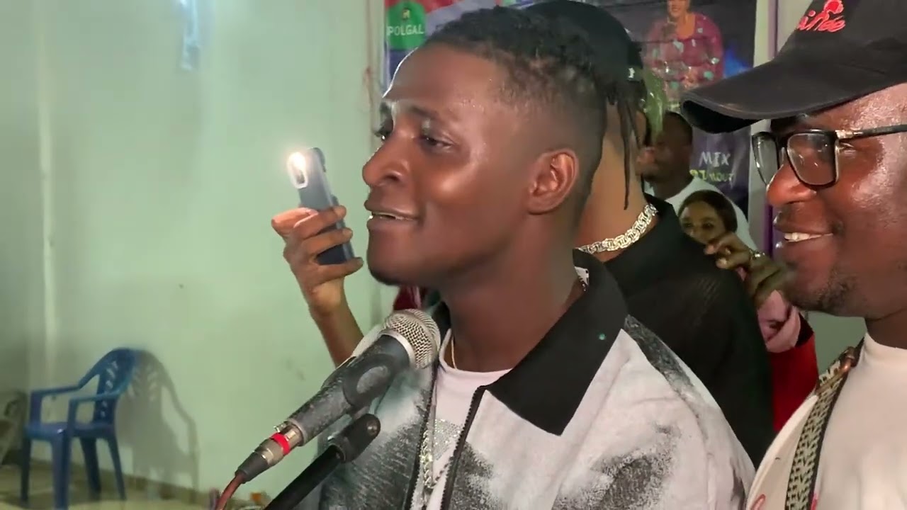 Thierno Boubacar a dakar concert ennuyeux live 