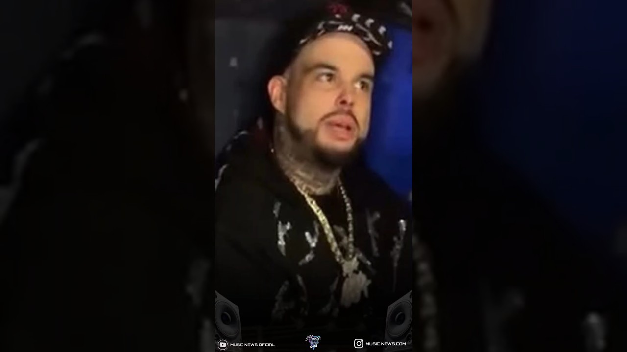 EMILIANO AGUILAR CANTANDO EN PLENA CALLE #emilianoaguilar #virals #reels #viralvideo #viralreels