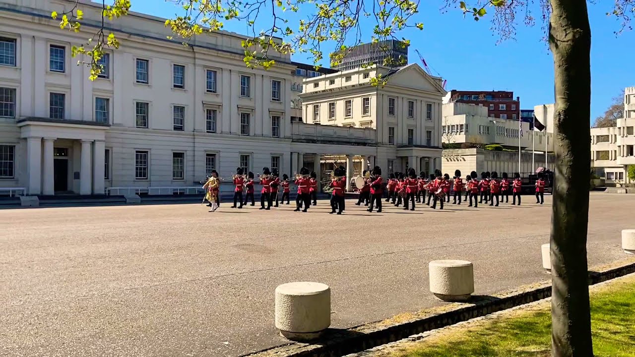 Rising of the Lark - Quick March of the Welsh Guards