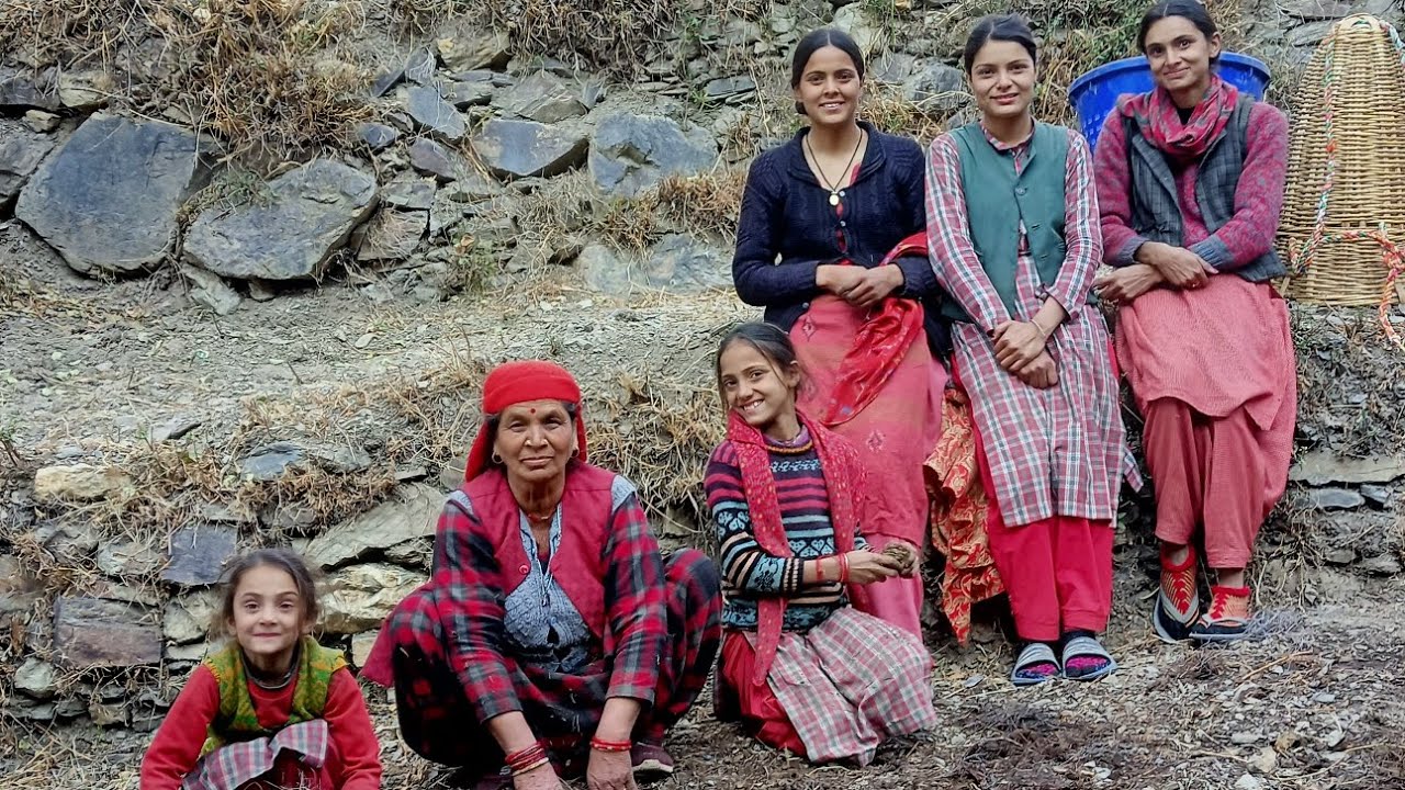 22. Dec. 2024 #पहाड़ीlife #khaneol bagra #karsog #susheela sharma vlog❣️