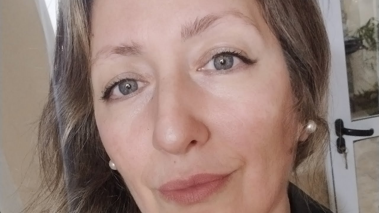 Cómo colocar tus pestañas magnéticas!!¶Paulita