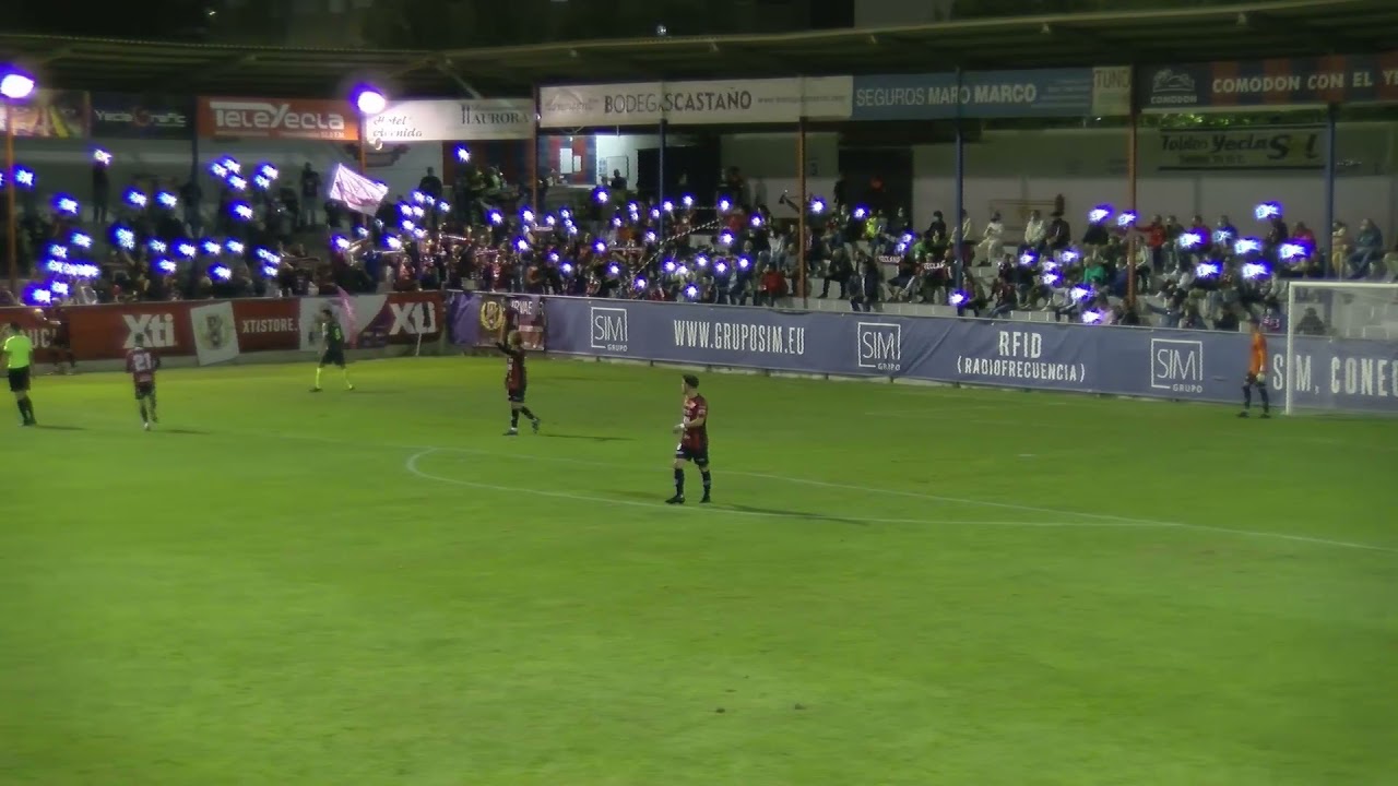 Yeclano Deportivo 3 - 2 UD Melilla