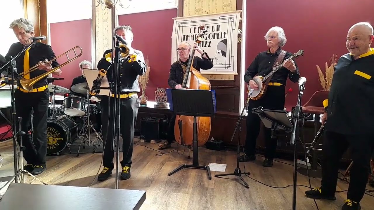 Storyville Jassband - Just a closer walk