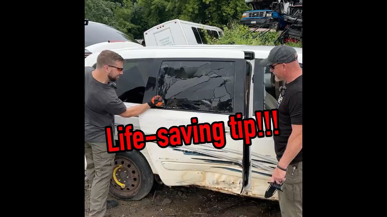 Life Saving Tip with the incredibly strong folders from Cold Steel!!!