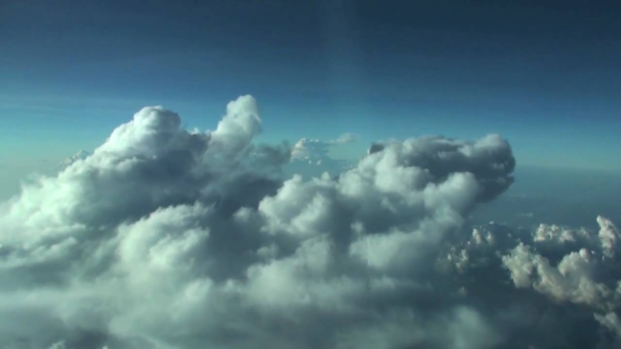 Cloud Surfing in Boeing 747-200