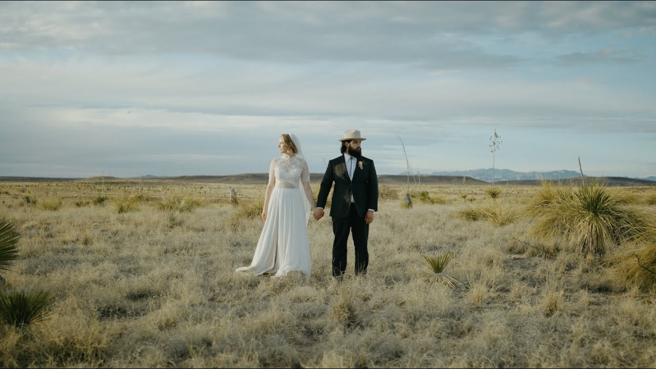 Americana West Texas Intimate Wedding in Marfa, Texas | Joshua & Kayla