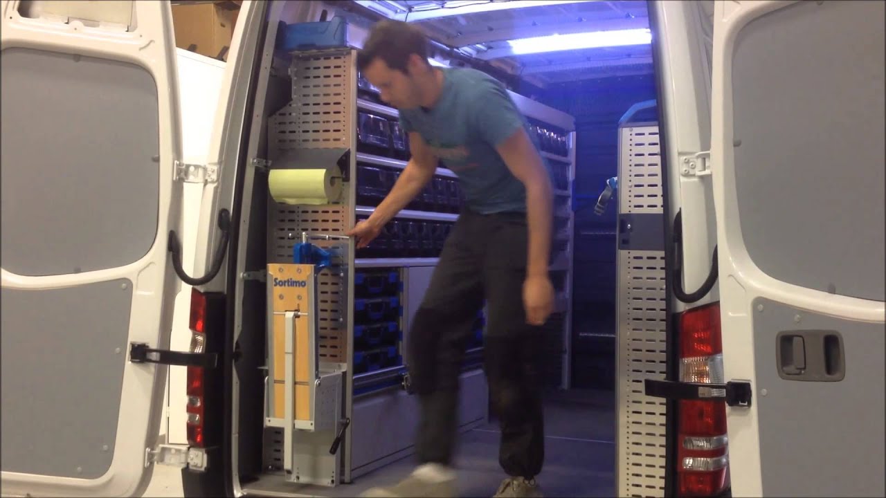 Am&eacute;nagement Sprinter 37S &eacute;quipement d'un Mercedes v&eacute;hicule utilitaire par ESPACE V.U