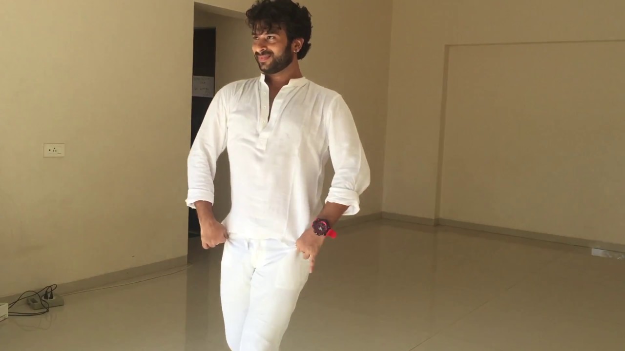 Chamma Chamma- Item song- Devesh Mirchandani