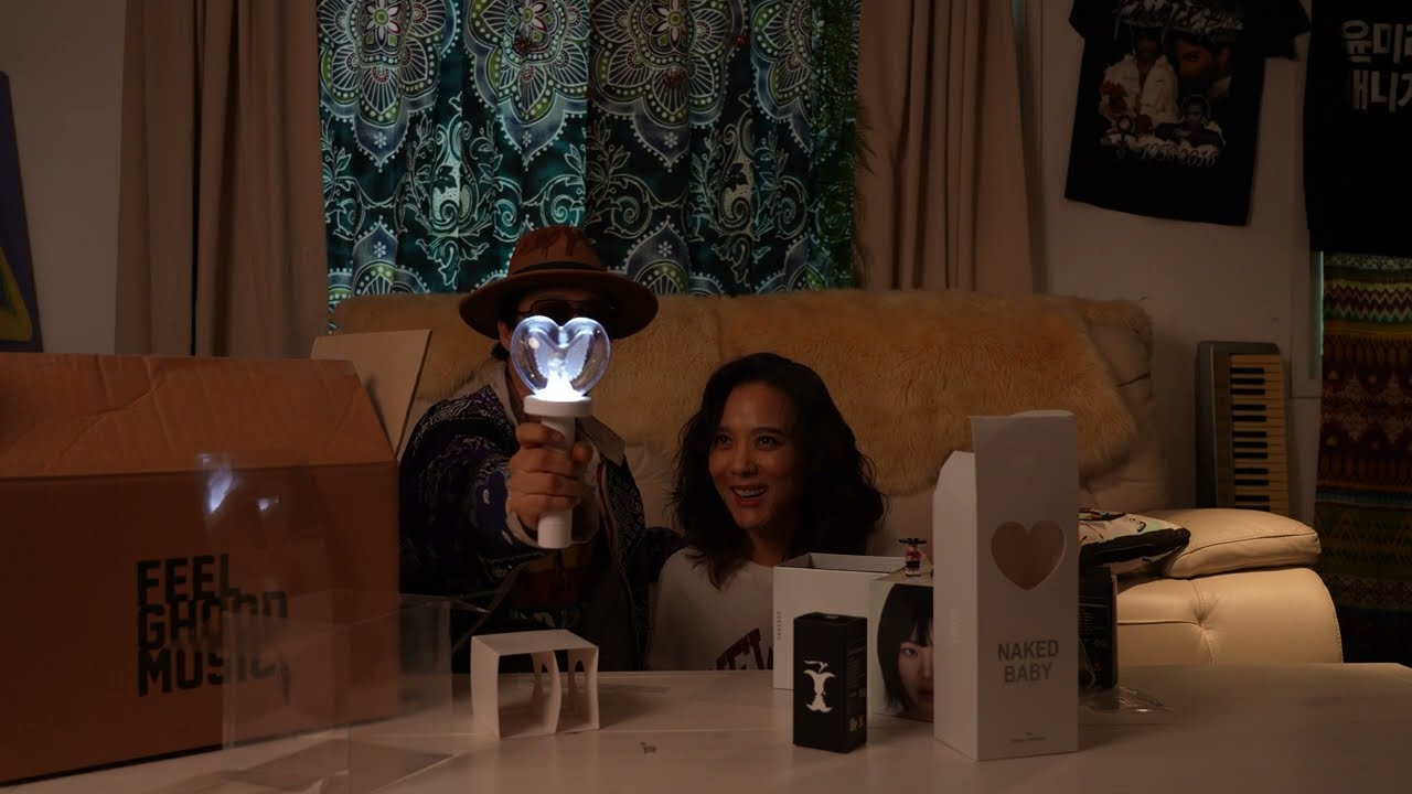 비비도 모르는 사장님이 몰래하는 언박싱 (The Boss's Secret Unboxing &mdash; Shh, Don&rsquo;t Tell BIBI!) with Tiger JK & yoonmirae