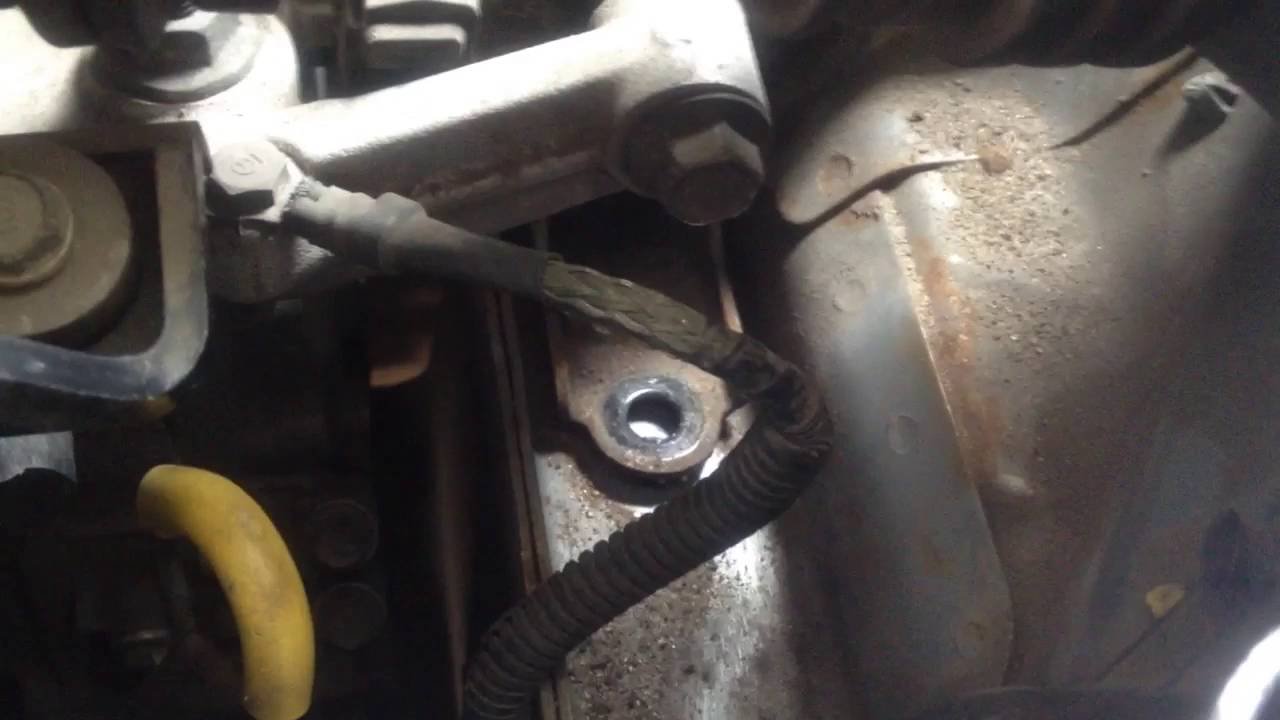 how to change left hand gearbox Honda Fit - замена подушки вариатора Хонда фит 2003