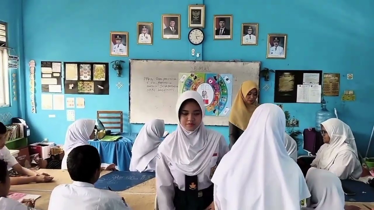 tugas UAS MK. Kajian Pedagogik, Belajar Mapel PKN dengan Media Pembelajaran SEMAI