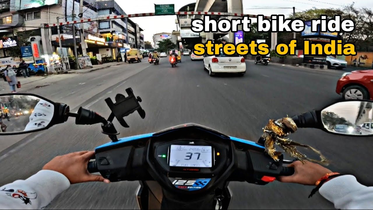 Short bike ride on streets of India || streets of India || tvs ntorq || enjoy the ridee
