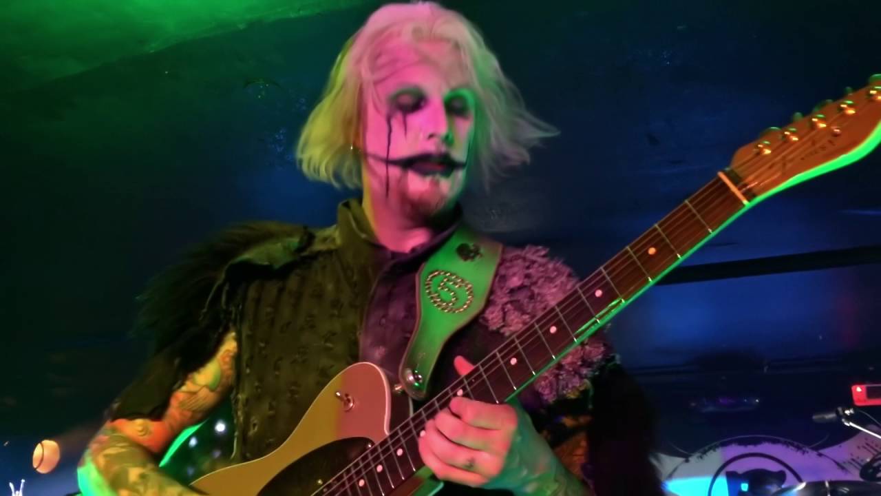 john 5 (Blue Grass Plague) live at the Token Lounge 2016 tour