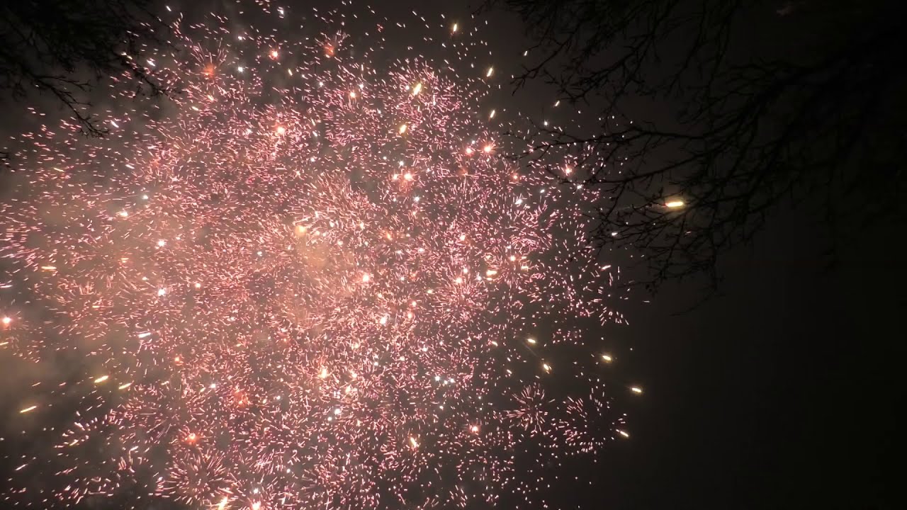 Sodom And Gomorrah 484s - Rubro Vuurwerk (Straat Filmpje)
