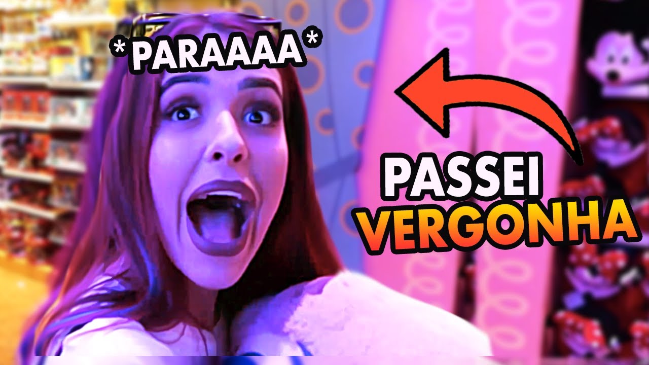 MEU AMIGO ME FEZ PASSAR VERGONHA NA DISNEY...