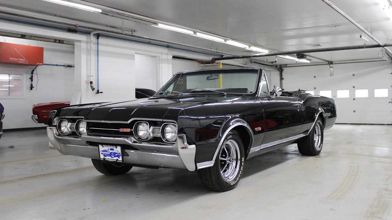 1967 Oldsmobile 442 Walkaround with Steve Magnante