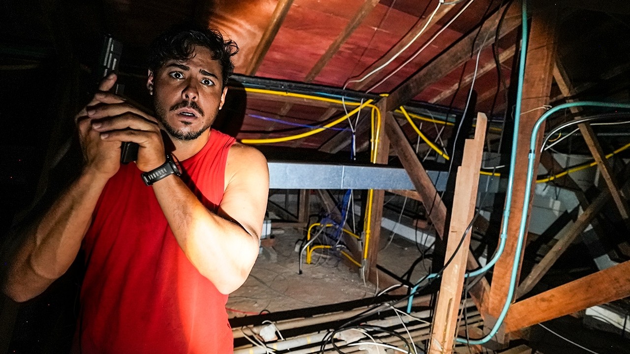 CONVERSEI COM A KAVIC DENTRO DA TUBULAÇÃO DA CASA ELA ESTÁ PRESA