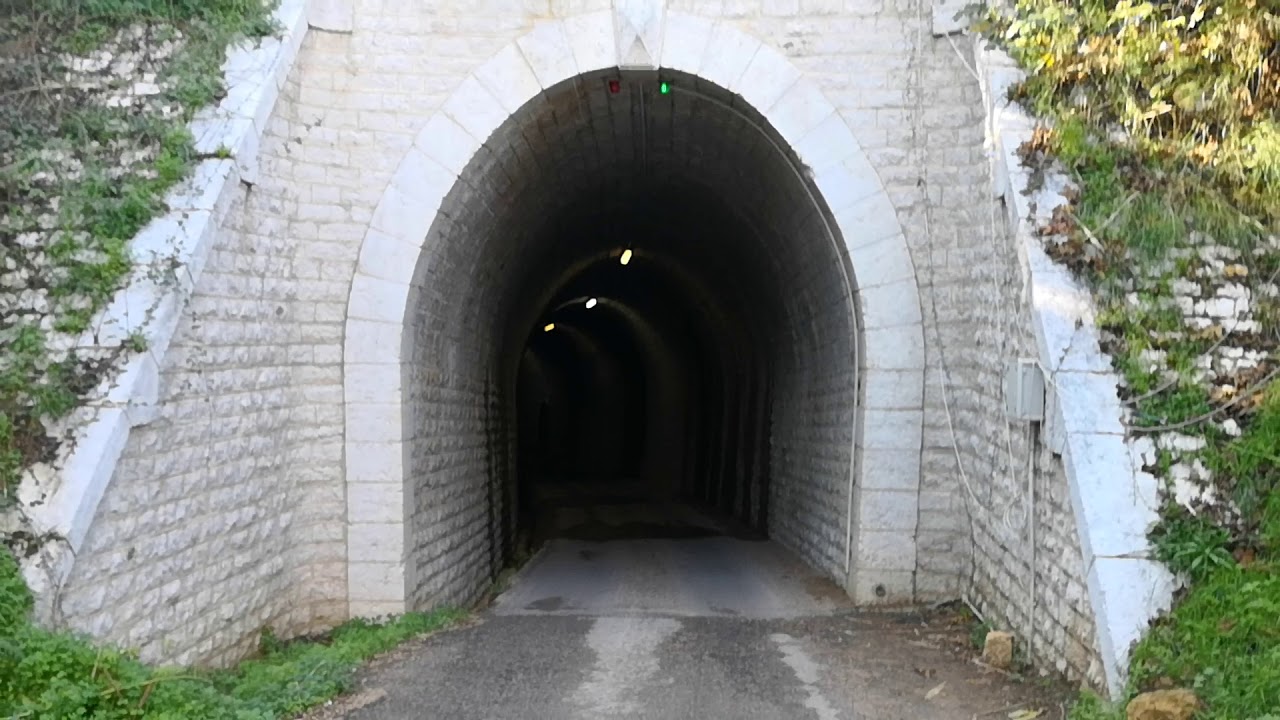 Aaraya Chouit tunnel of old railway station Araya Lebanon سكة الحديد القديمة لبنان