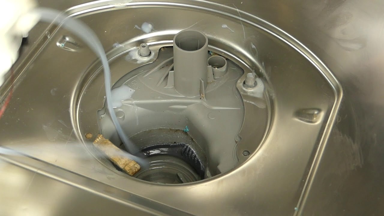 👉Error E15 fuga de agua interior en lavavajillas. 👉Error E15 internal water leak in your dishwasher.