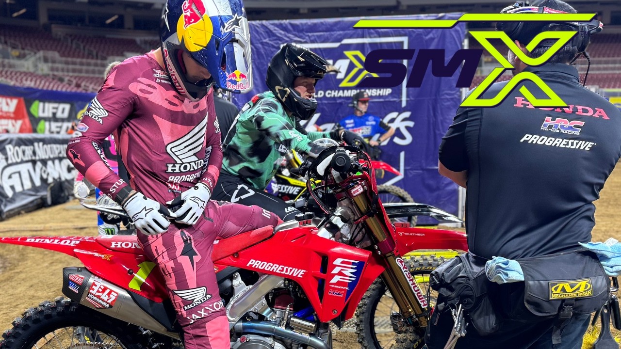 Supermotocross Surprises in St Louis! 450 Racer Goes Down!