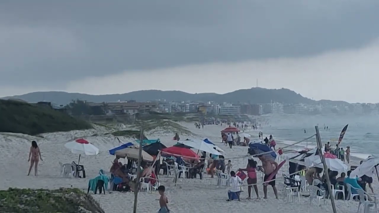 PRAIA DO FOGUETE EM CABO FRIO.