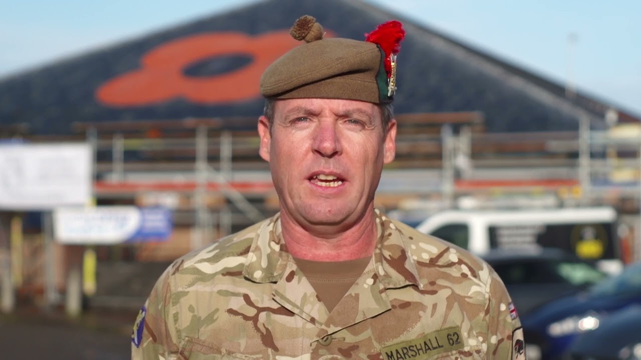 Roofers poignant salute to servicemen and servicewomen