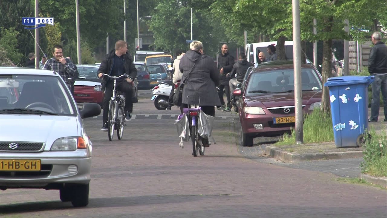 Opnieuw veel politie in Holtenbroek Zwolle na eerdere schietincidenten