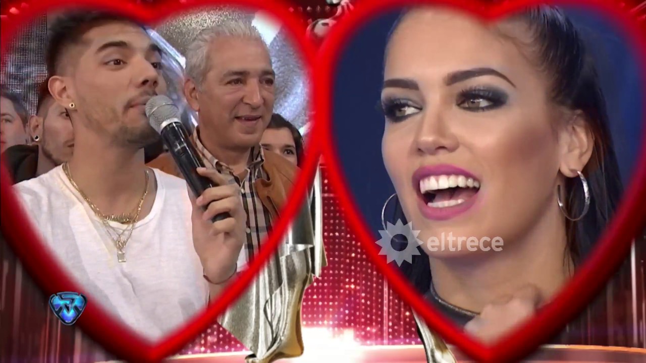 Tyago desmintió tener algo con Rocío Robles pero le cantó una canción