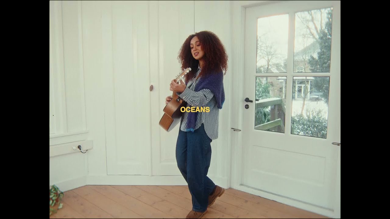 Amy Maria | CONFIDENCE (acoustic version)