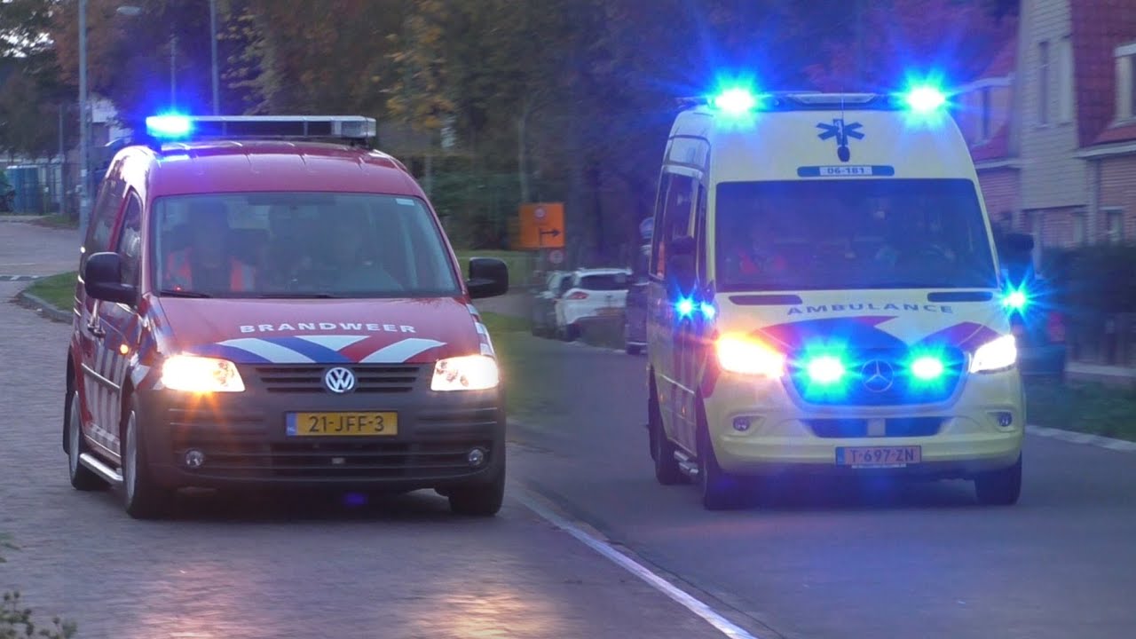 Reanimatie in Nijkerk | Hulpdiensten massaal uitgerukt naar Wilheminastraat te Nijkerk