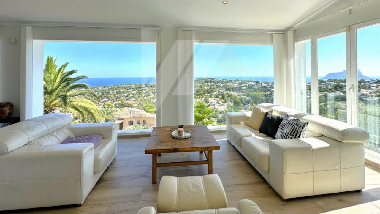Luxury villa with panoramic views for sale in Moraira, Costa Blanca.