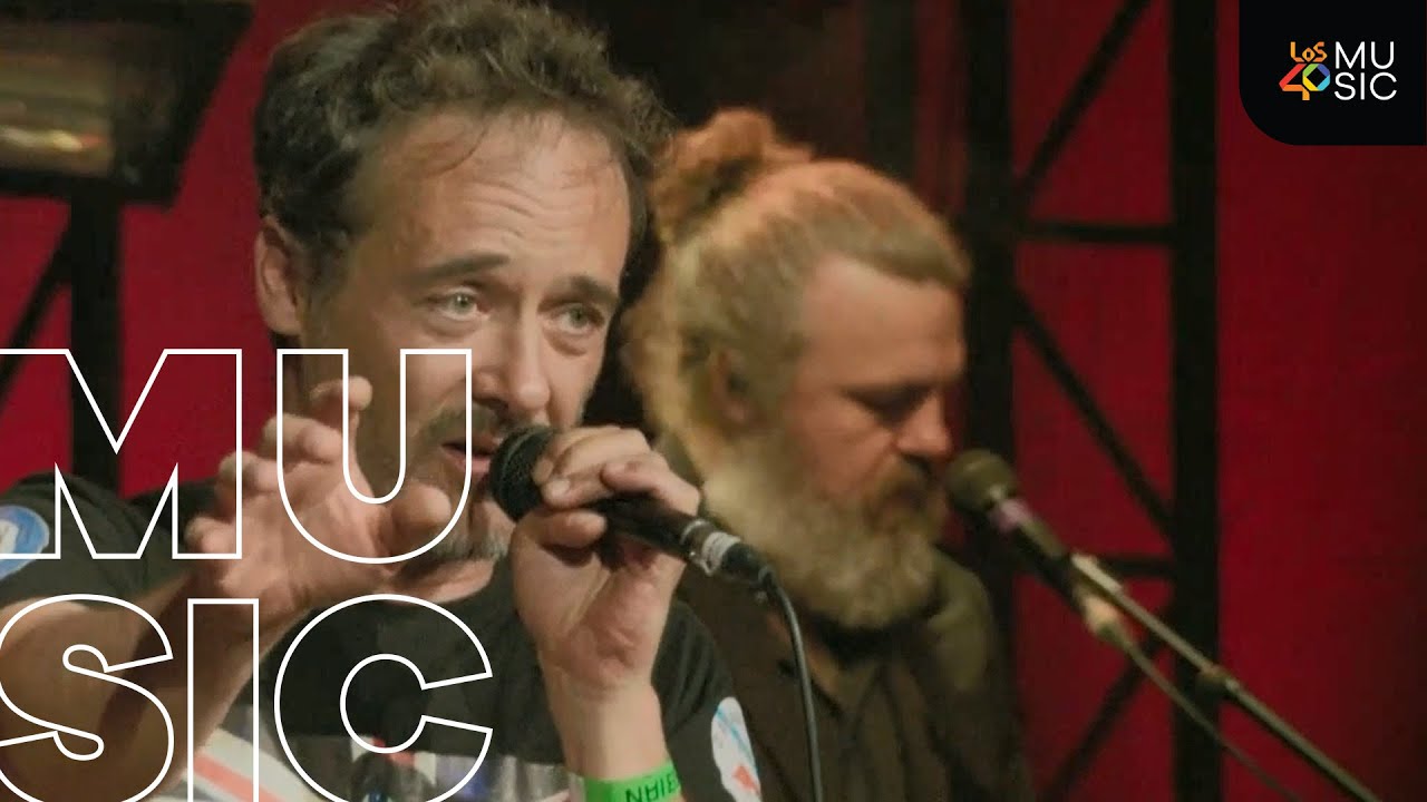 Love of Lesbian - Incendios de nieve (LOS40 Básico 2017) | LOS40