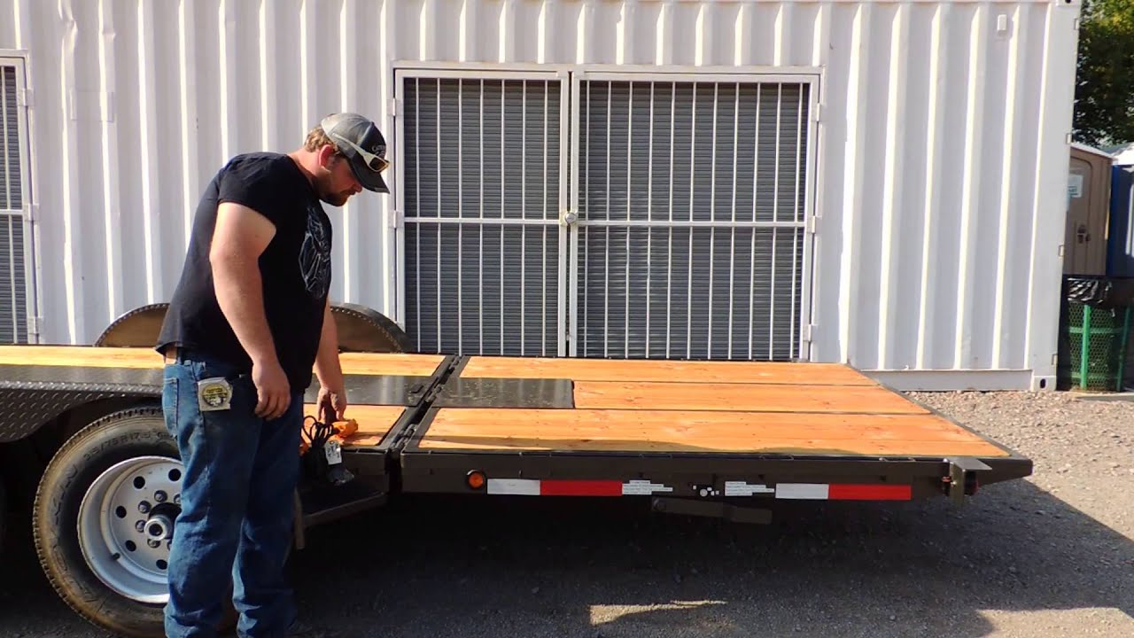2014 Custom Built 26' Equipment Trailer w/7' Hydraulic Dove Tail
