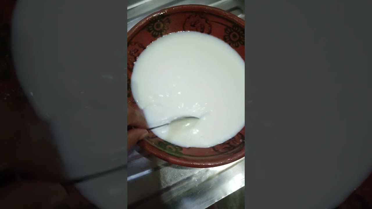 Make Creamy Yogurt Overnight&mdash;No Fancy Tools Needed!