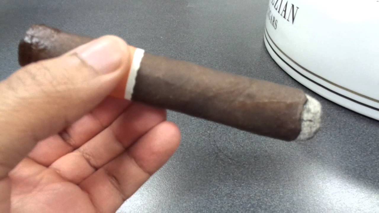 Neanderthal by RoMa Craft Tobac Cigar Review