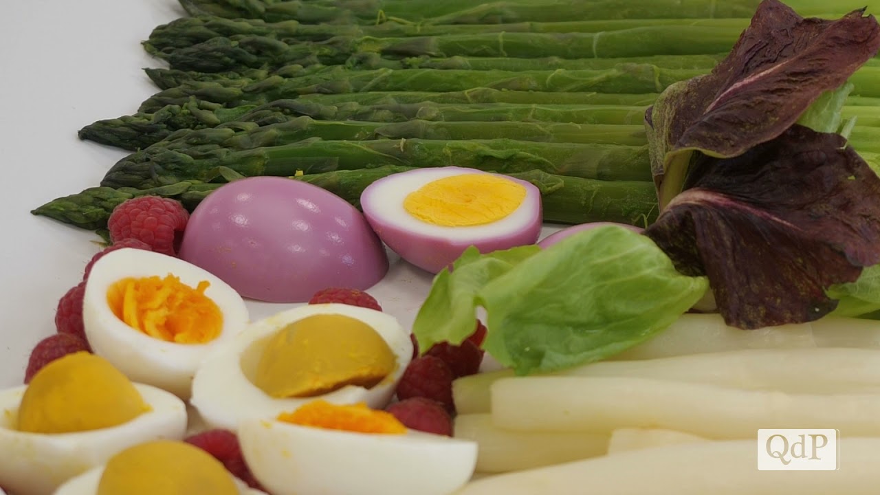 Come si preparano le uova con gli asparagi? Alcide Candiotto svela i segreti del piatto perfetto