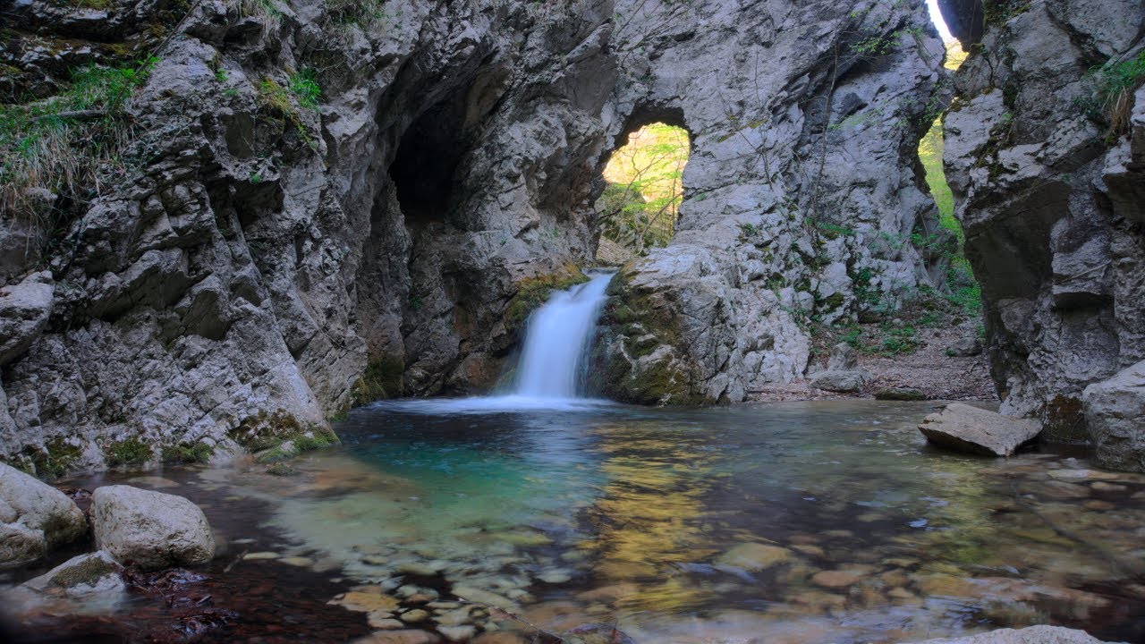 Le Cascate di Capo Fiume Trekking dal Ponte dei Santi Collepardo Frosinone