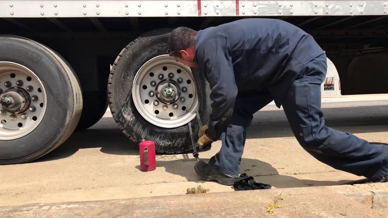 Replacing A SUPER-SINGLE Tire-The ROUGH WAY