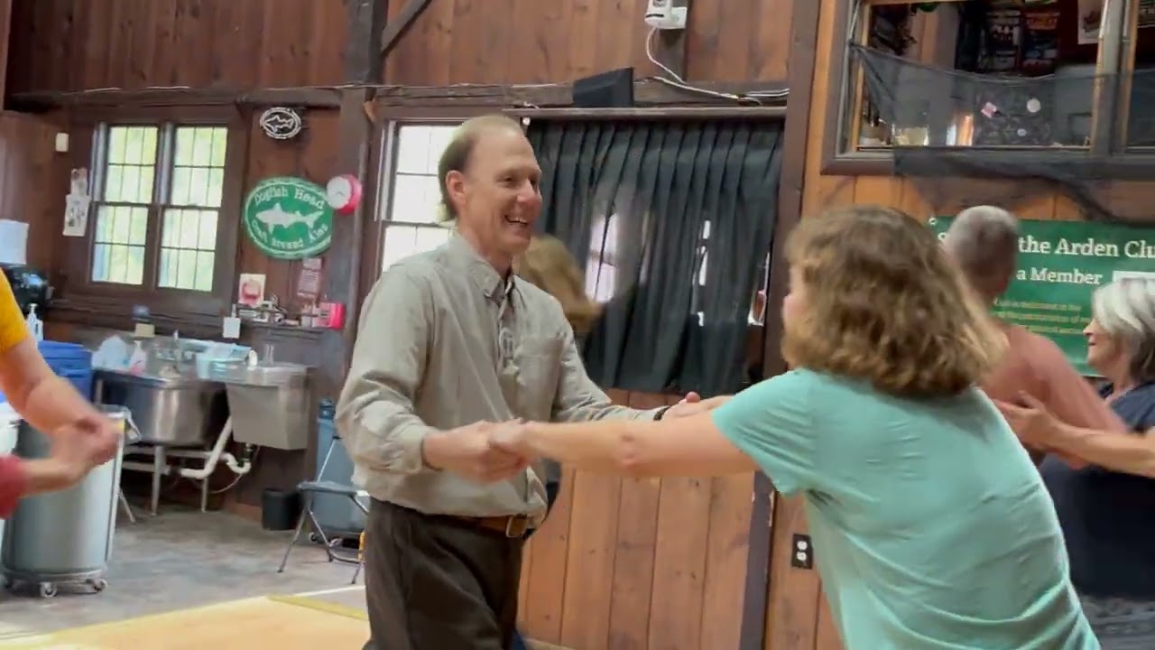Live Wire -Nov 2025 Arden Contra Dance [Donna Hunt calling]