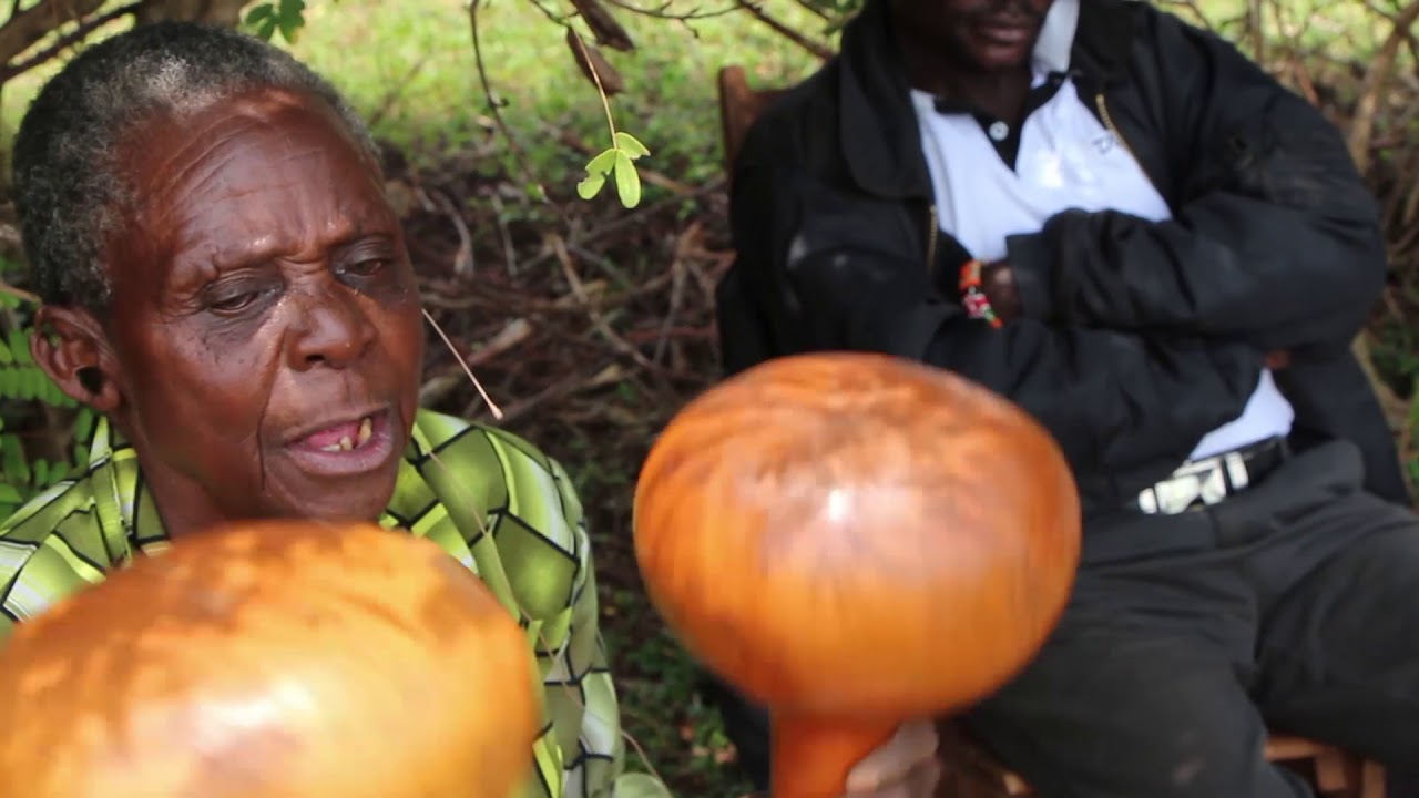 Music of Kuria, Kenya and Tanzania: Waisa Praise-Singing, Part 4