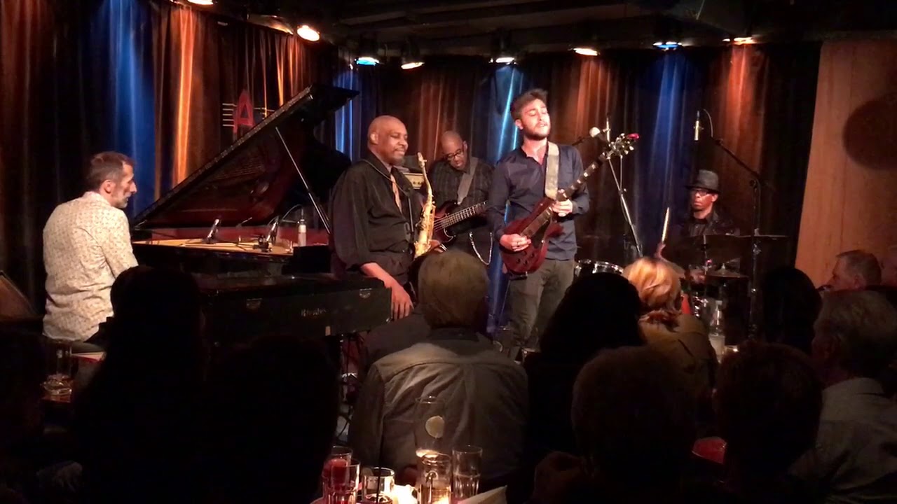 Garry Wiggins Blues Band