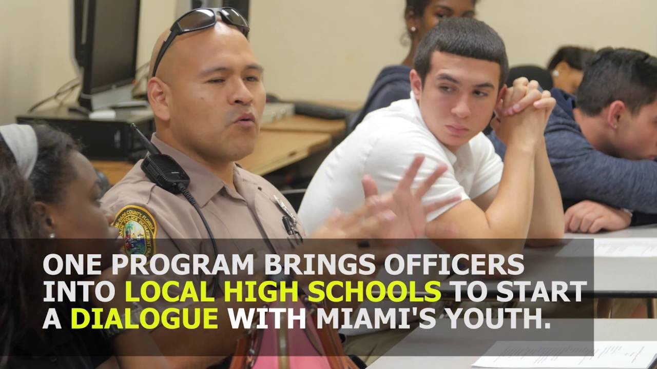 Communication professors train local police