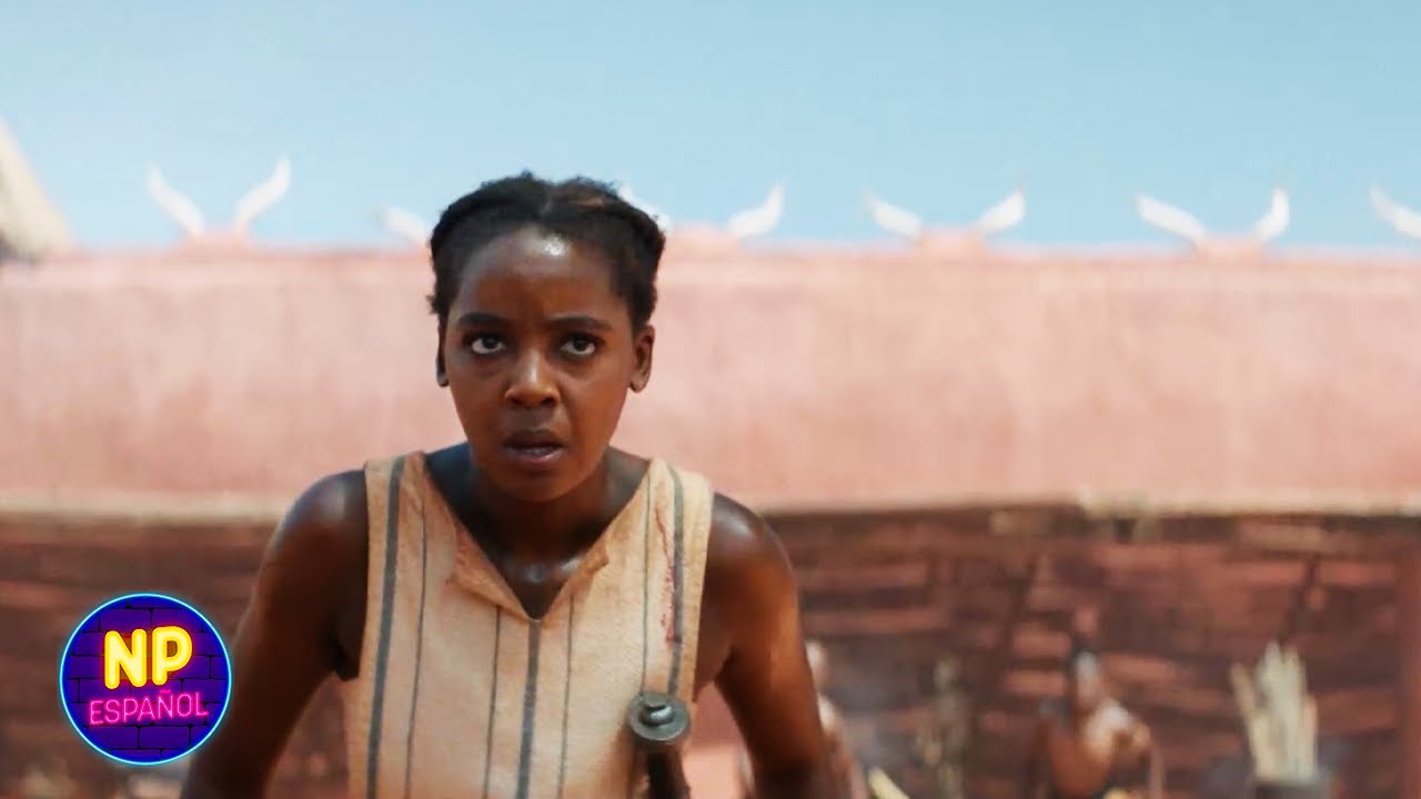 Las Guerreras Compiten | La Mujer Rey (2022) | Now Español